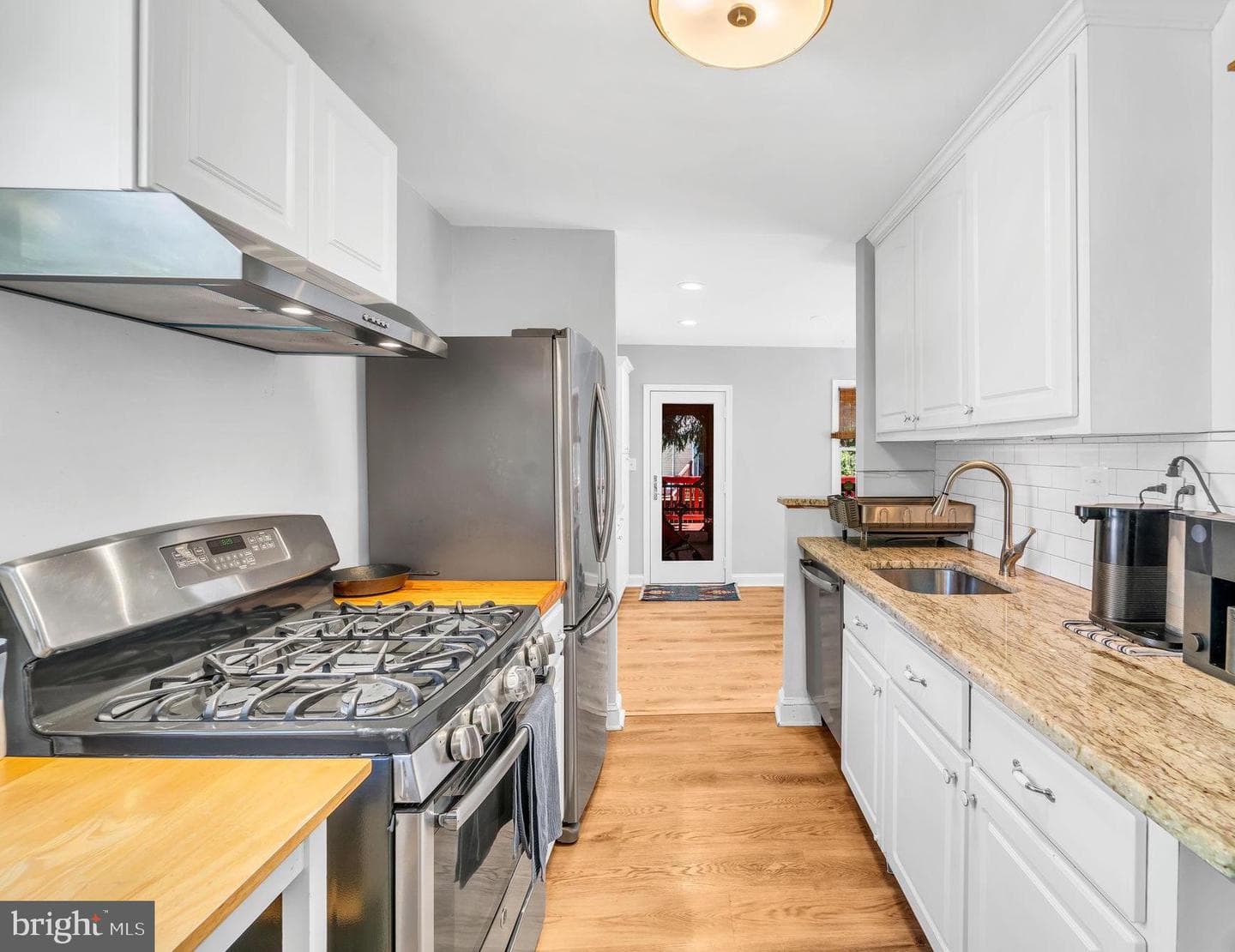10817 Madison Street photo 8