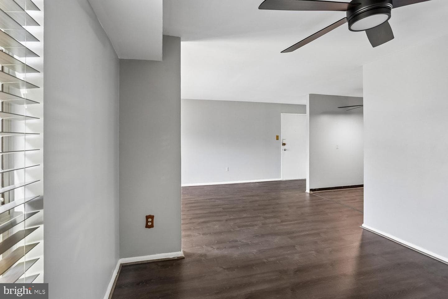 2201 Greenery Ln # 104-11 photo 11