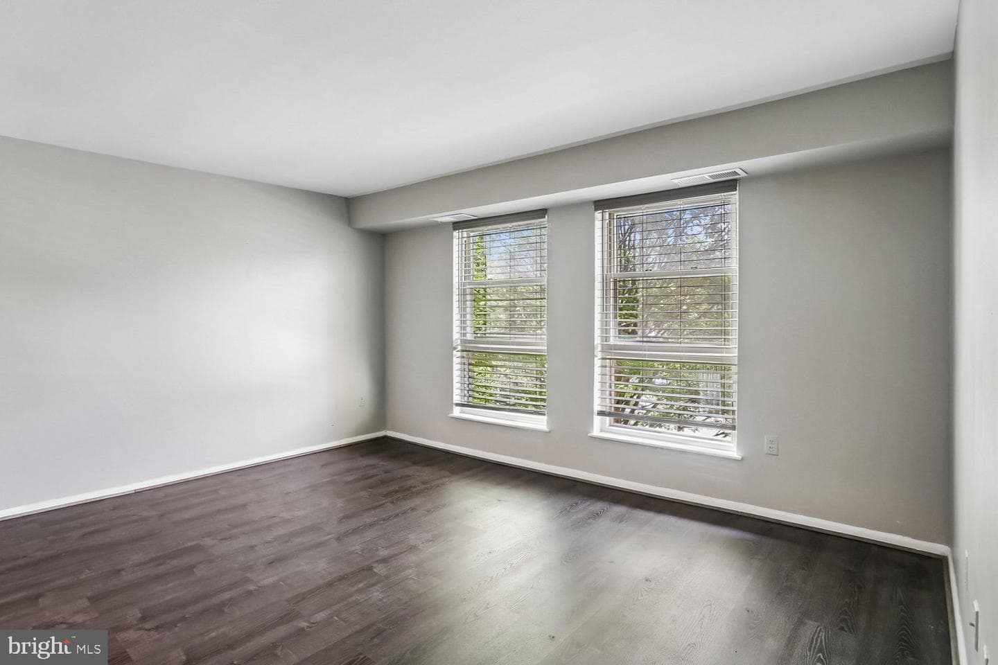 2201 Greenery Ln # 104-11 photo 19