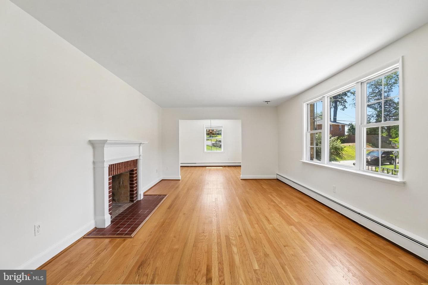 400 Southwest Drive photo 2