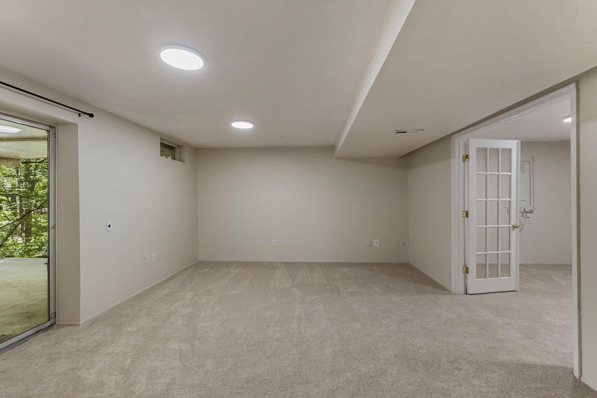 19317 Plummer Drive photo 33