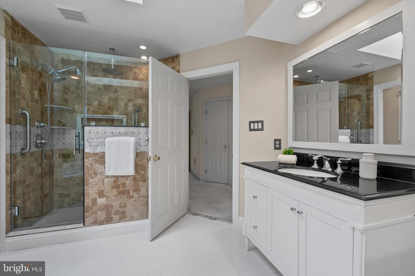 15622 Blackberry Drive photo 33