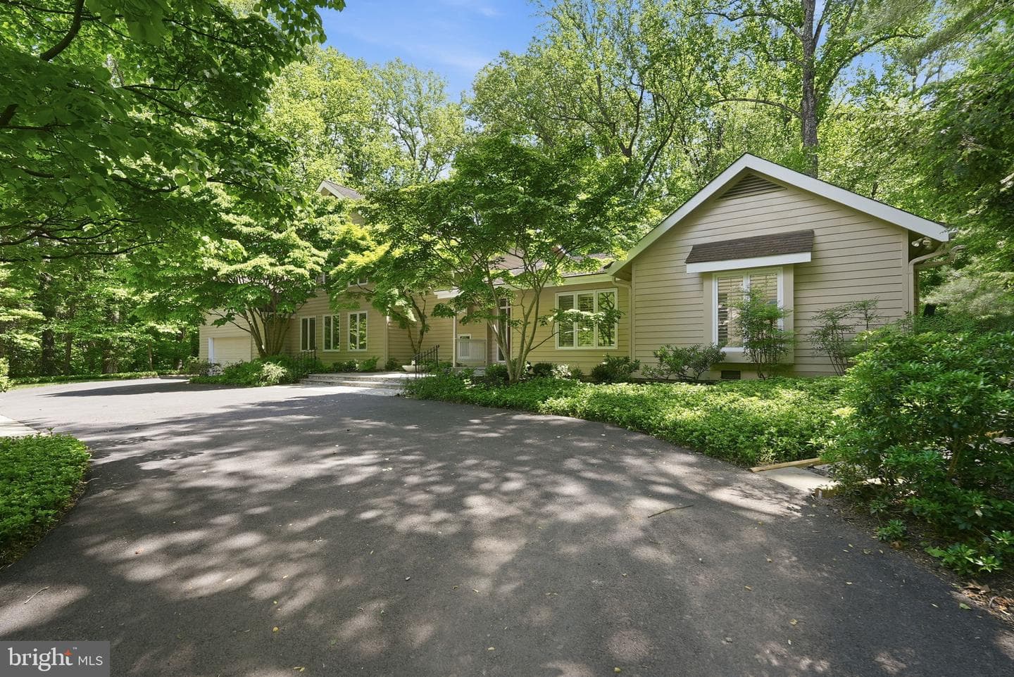 11815 Beekman Place photo 4