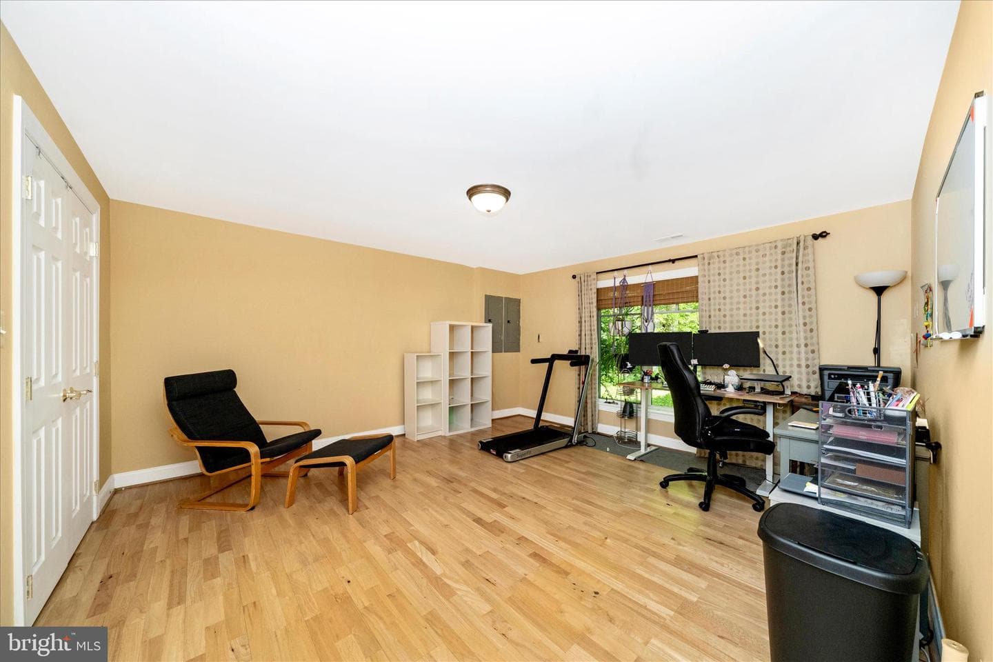 9328 Garden Court photo 40