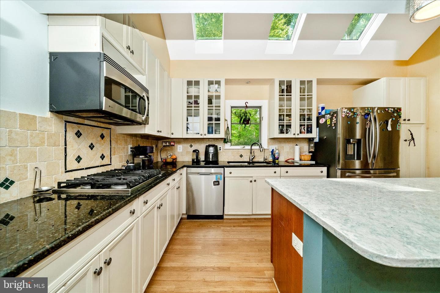 9328 Garden Court photo 7