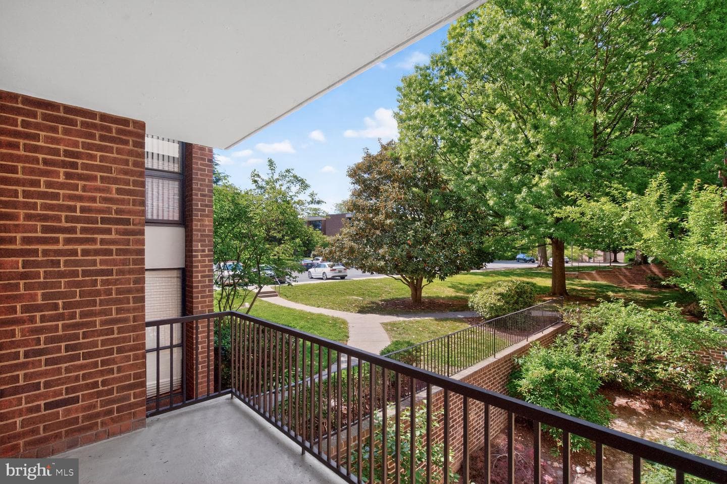 2004 Coleridge Drive #20-201 photo 16