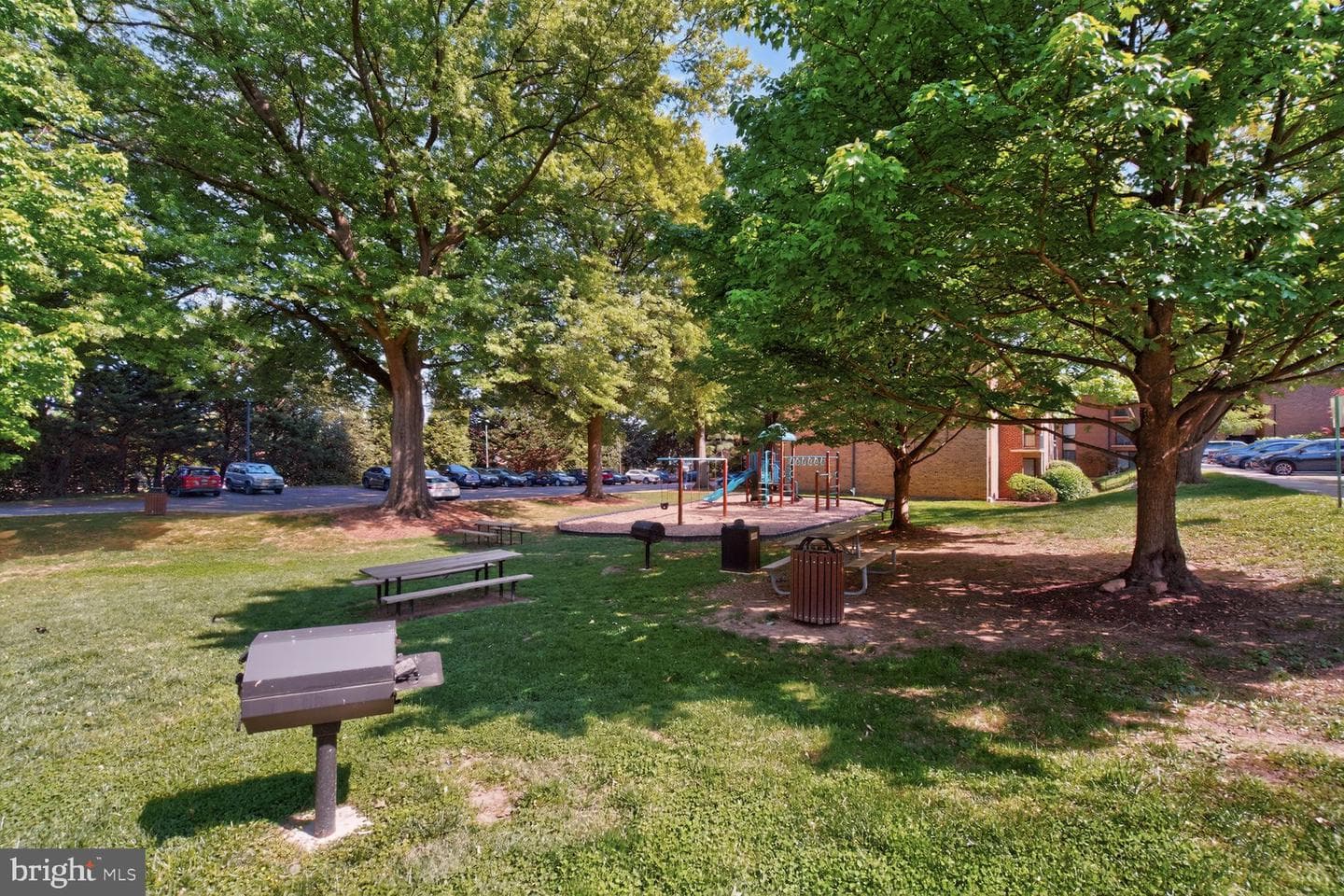 2004 Coleridge Drive #20-201 photo 19