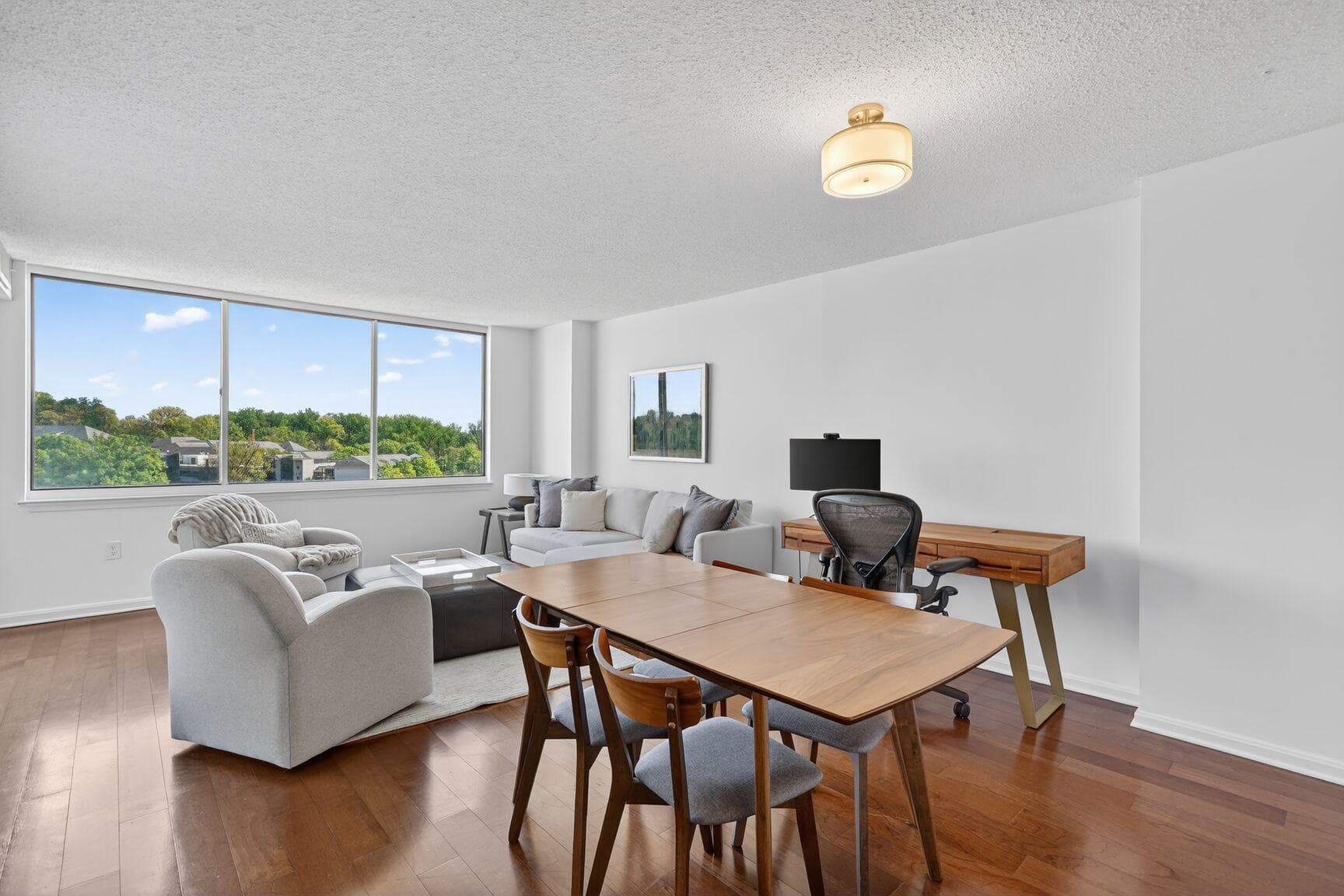 10101 Grosvenor Place #614 photo 8