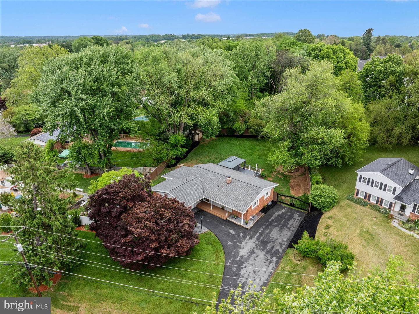 12117 Sunnyview Drive photo 3