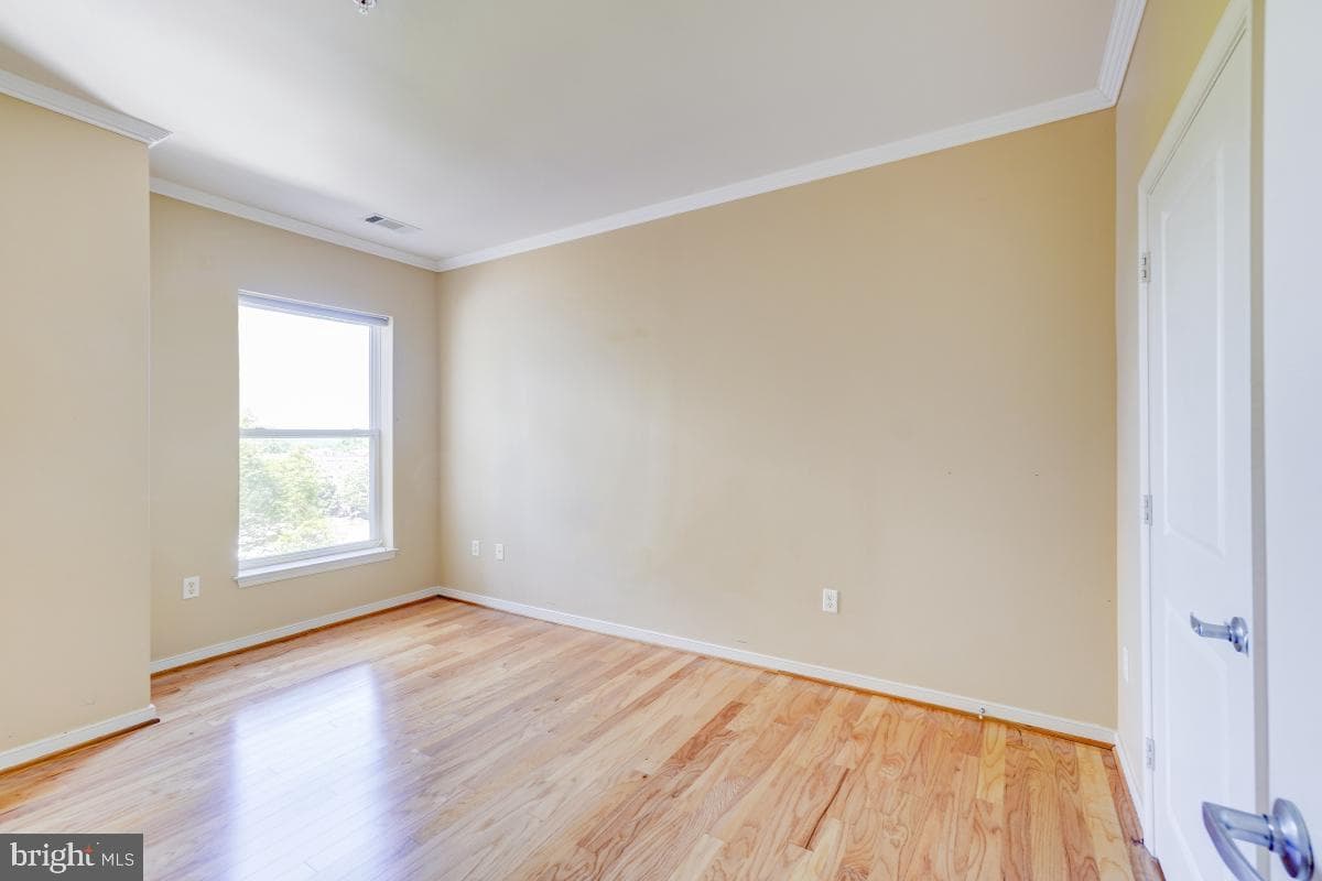 8045 Newell Street #309 photo 14