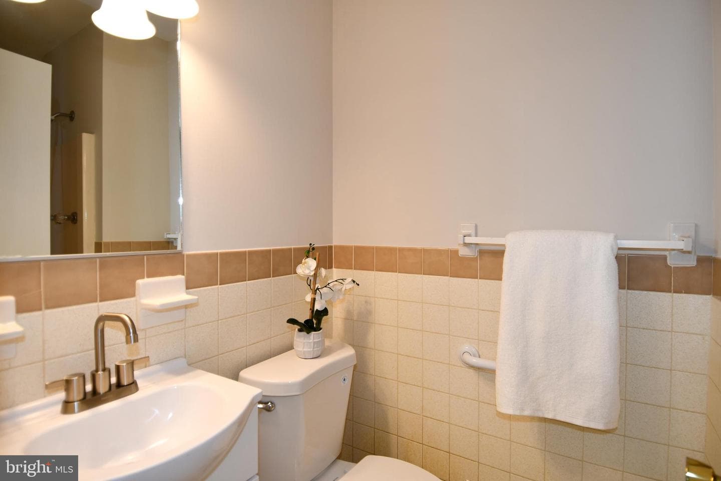 24909 Woodfield School Road photo 15