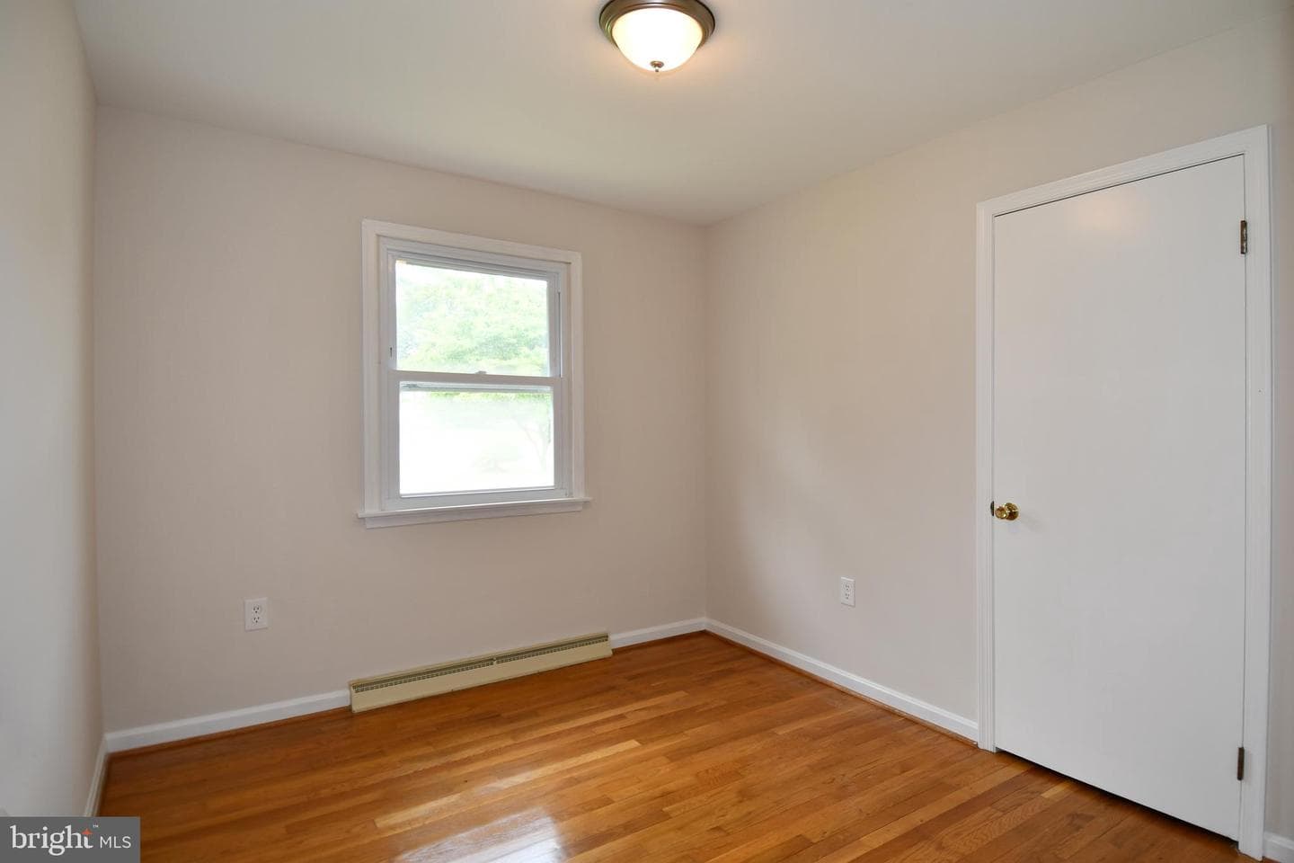 24909 Woodfield School Road photo 18