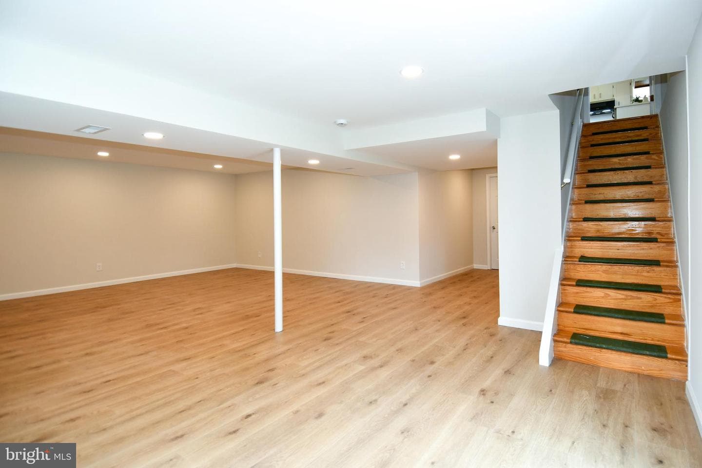 24909 Woodfield School Road photo 20