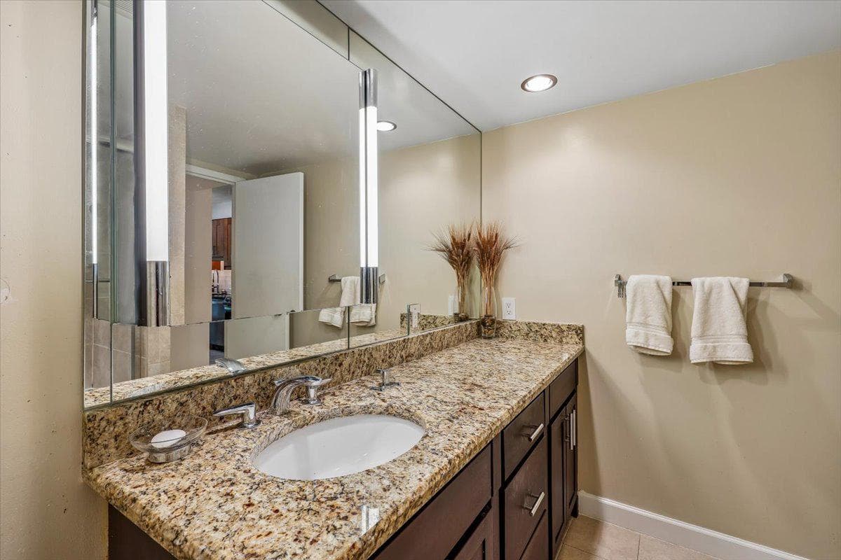 401 Christopher Avenue #33 photo 23