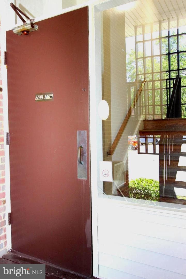 160 Talbott Street #205 photo 28