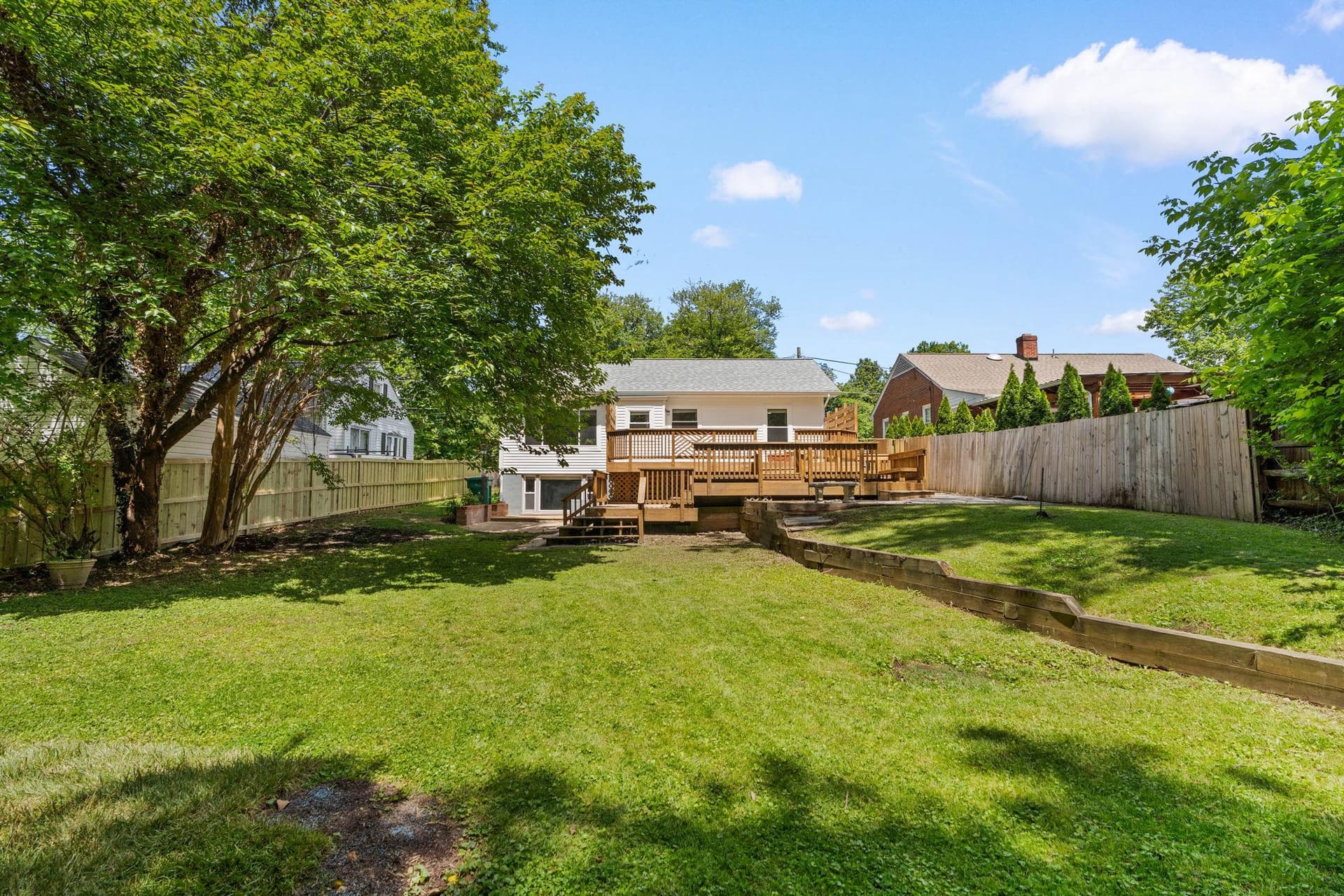 8 Oak Avenue photo 22