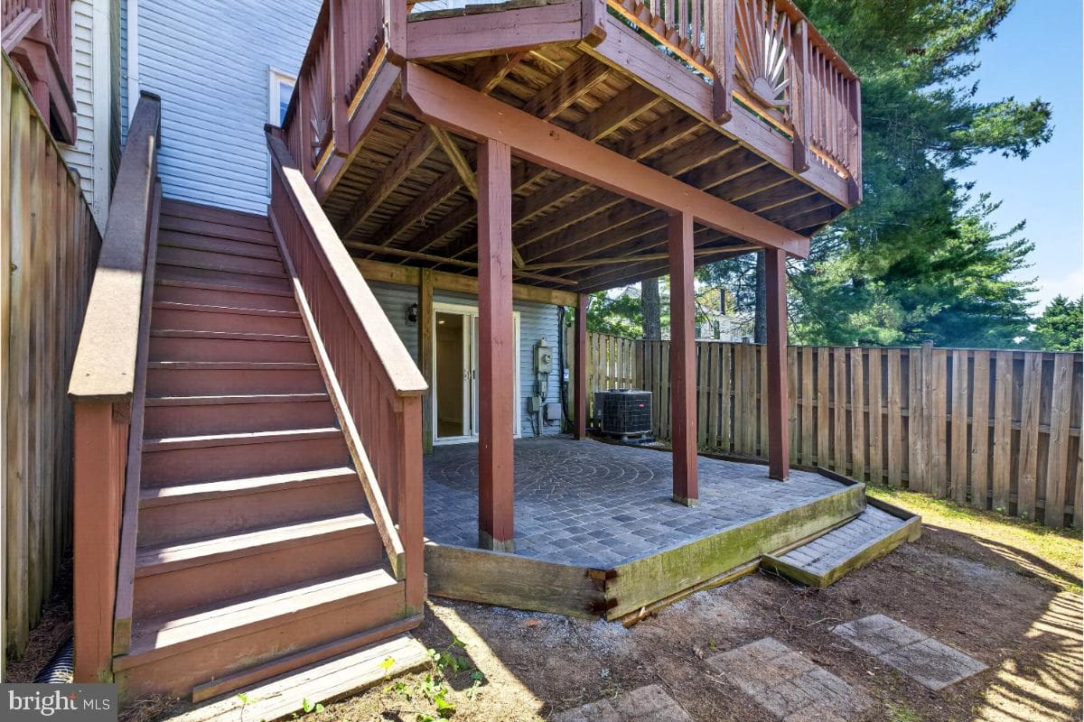 10519 Bounty Cove Court photo 29