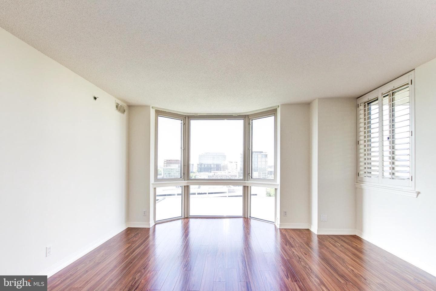 5809 Nicholson Ln # 1116 photo 13