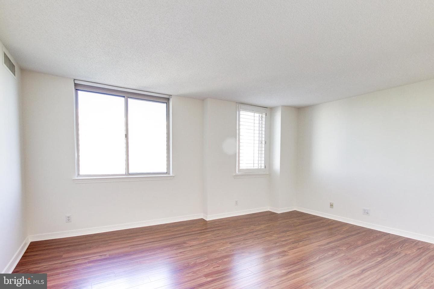 5809 Nicholson Ln # 1116 photo 24