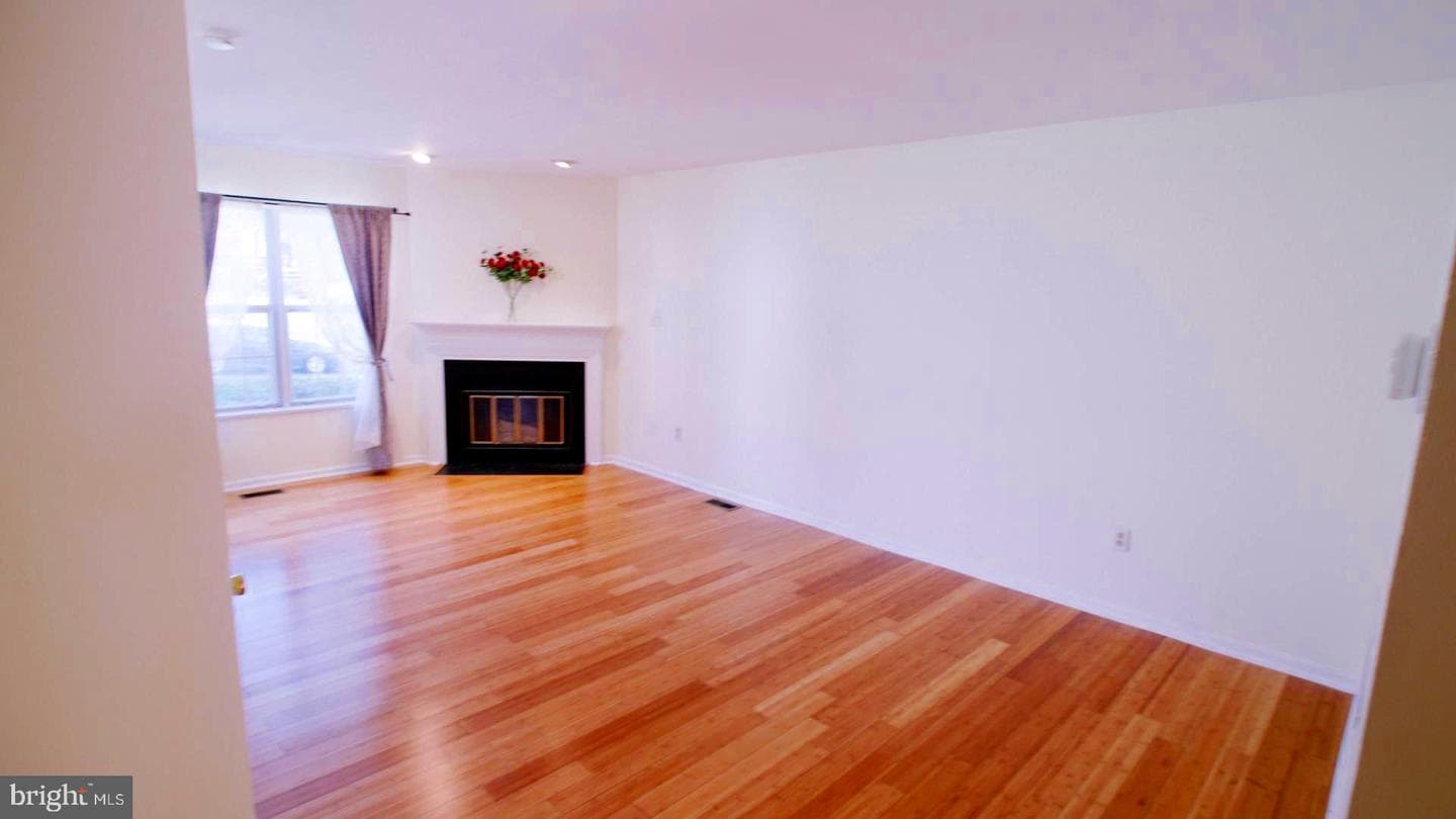 3512 Childress Terrace photo 3