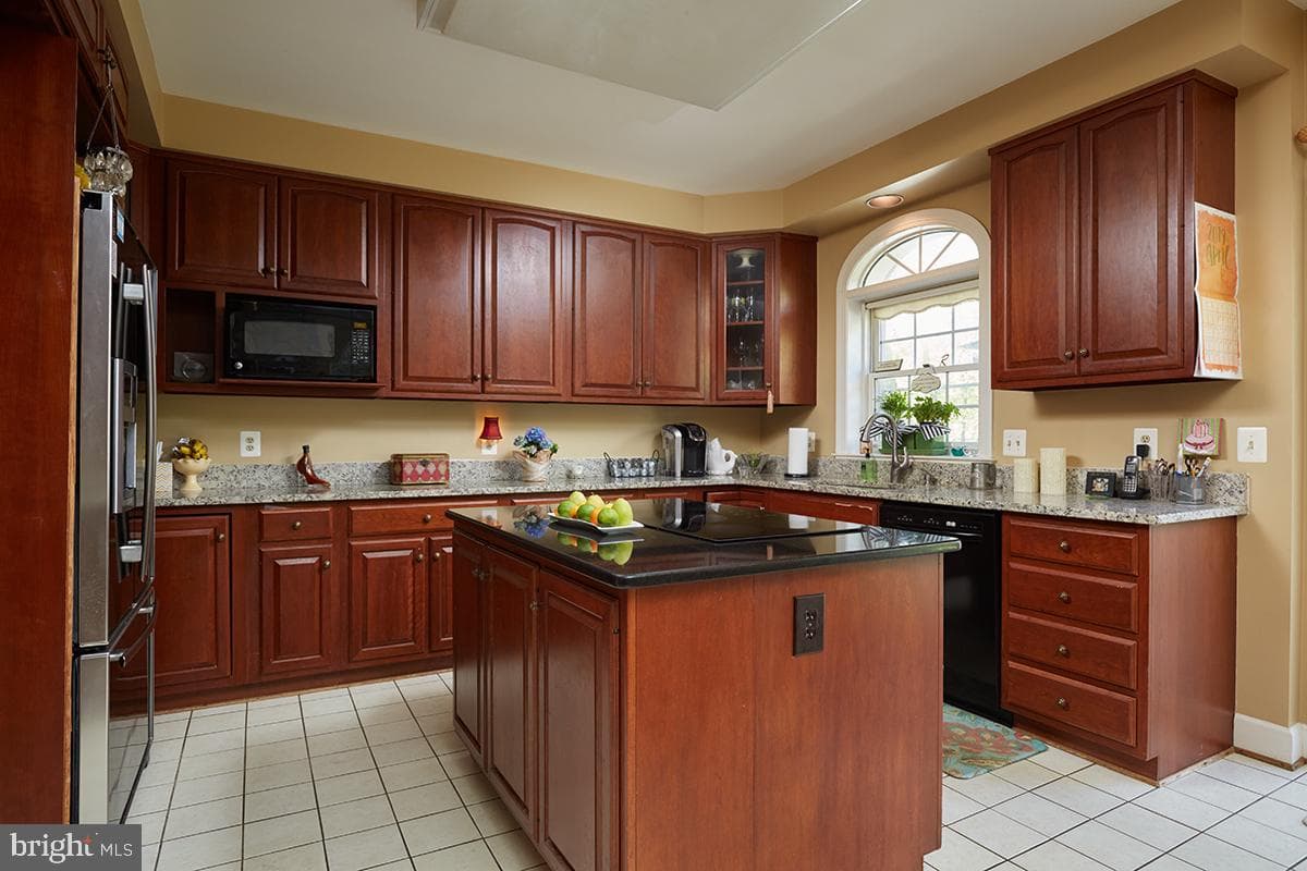 9720 Avenel Farm Drive photo 23