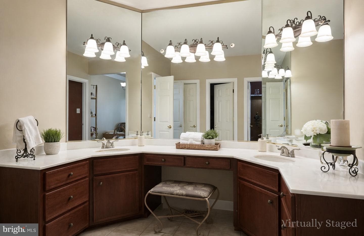 9720 Avenel Farm Drive photo 32