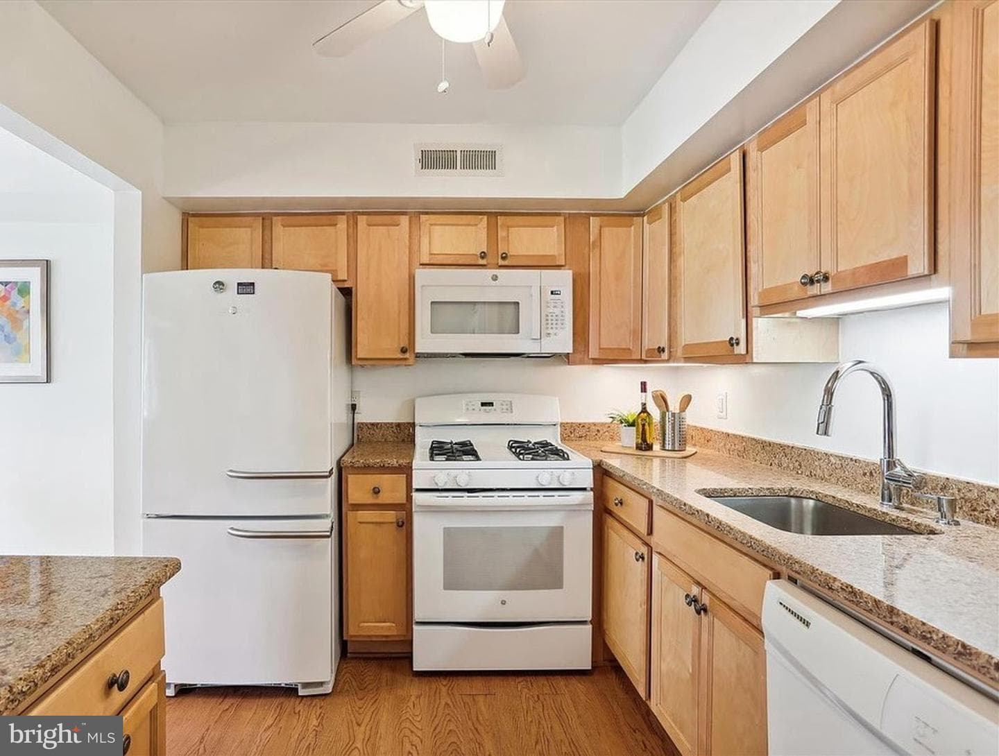 10 Monroe Street #10-302 photo 10
