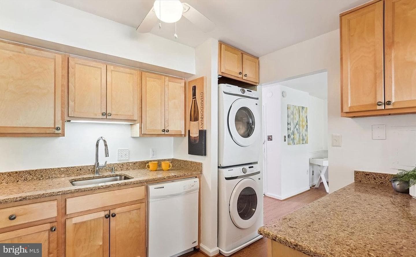 10 Monroe Street #10-302 photo 12