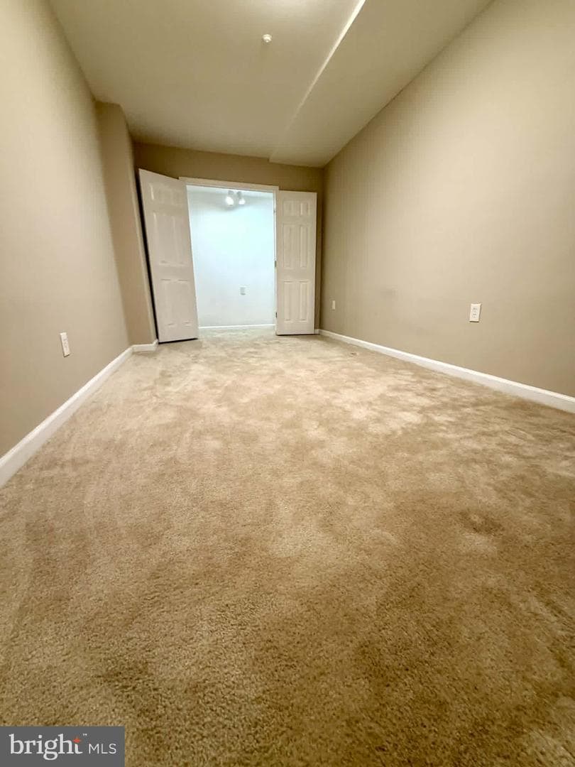 13608 Creekside photo 33