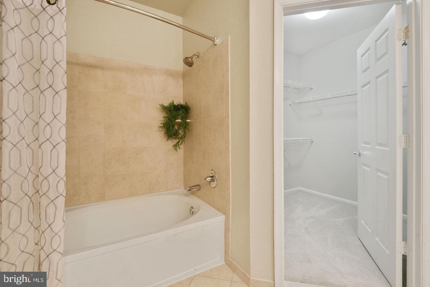 11800 Old Georgetown #1305 photo 8