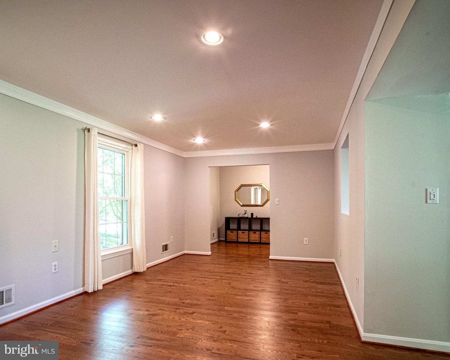 15 Grovepoint Court photo 9