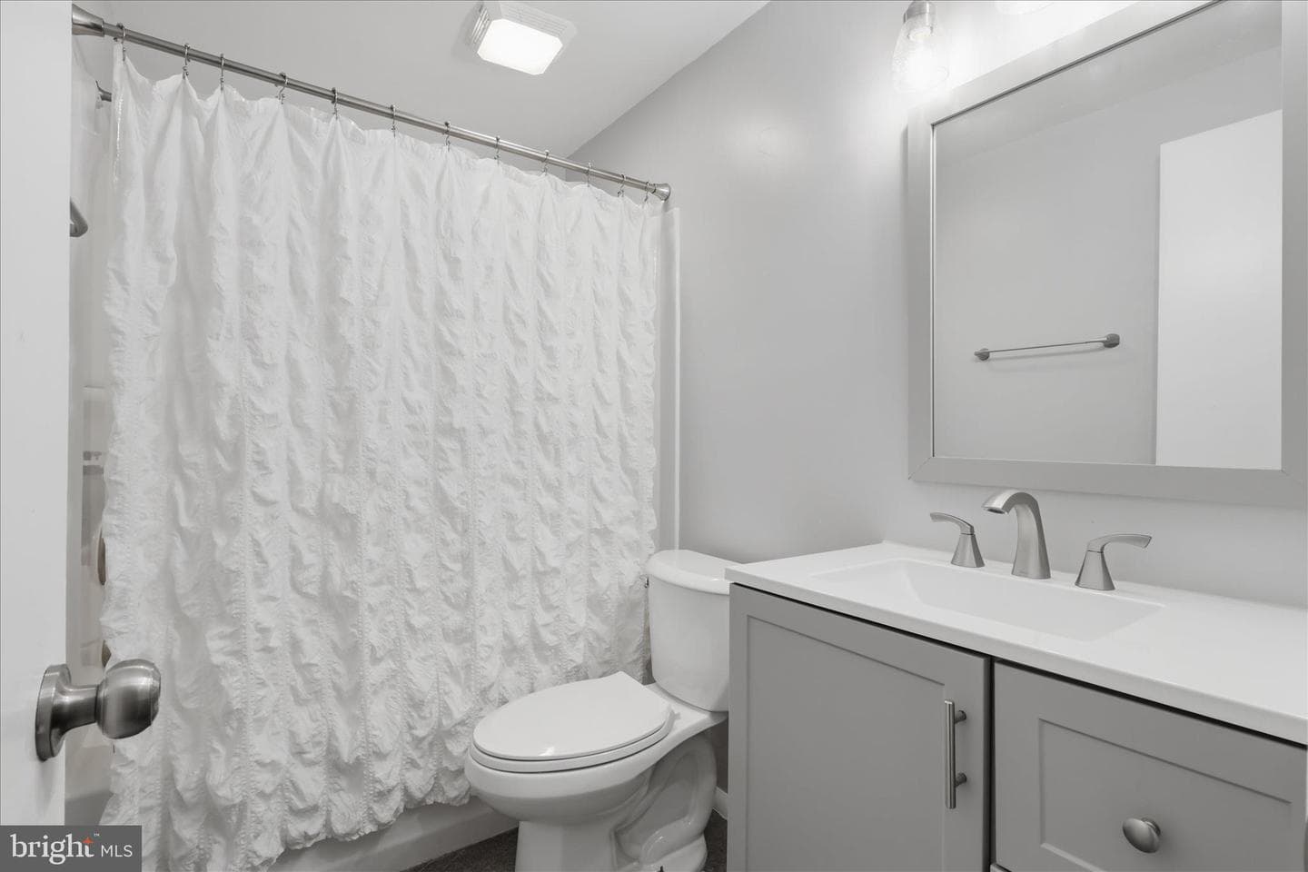 18110 Chalet Drive #104 photo 21