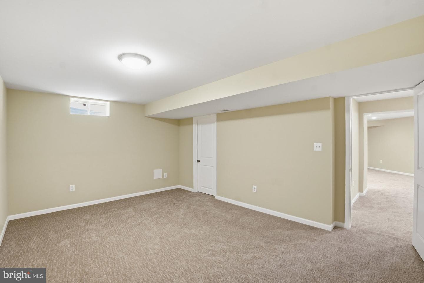 968 Featherstone Street photo 26