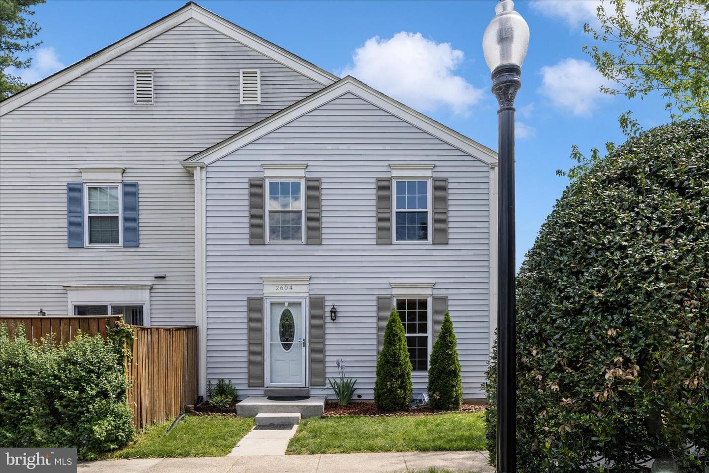 2604 Ashmont Ter