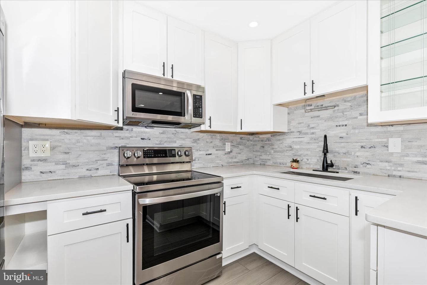 2604 Ashmont Terrace photo 2