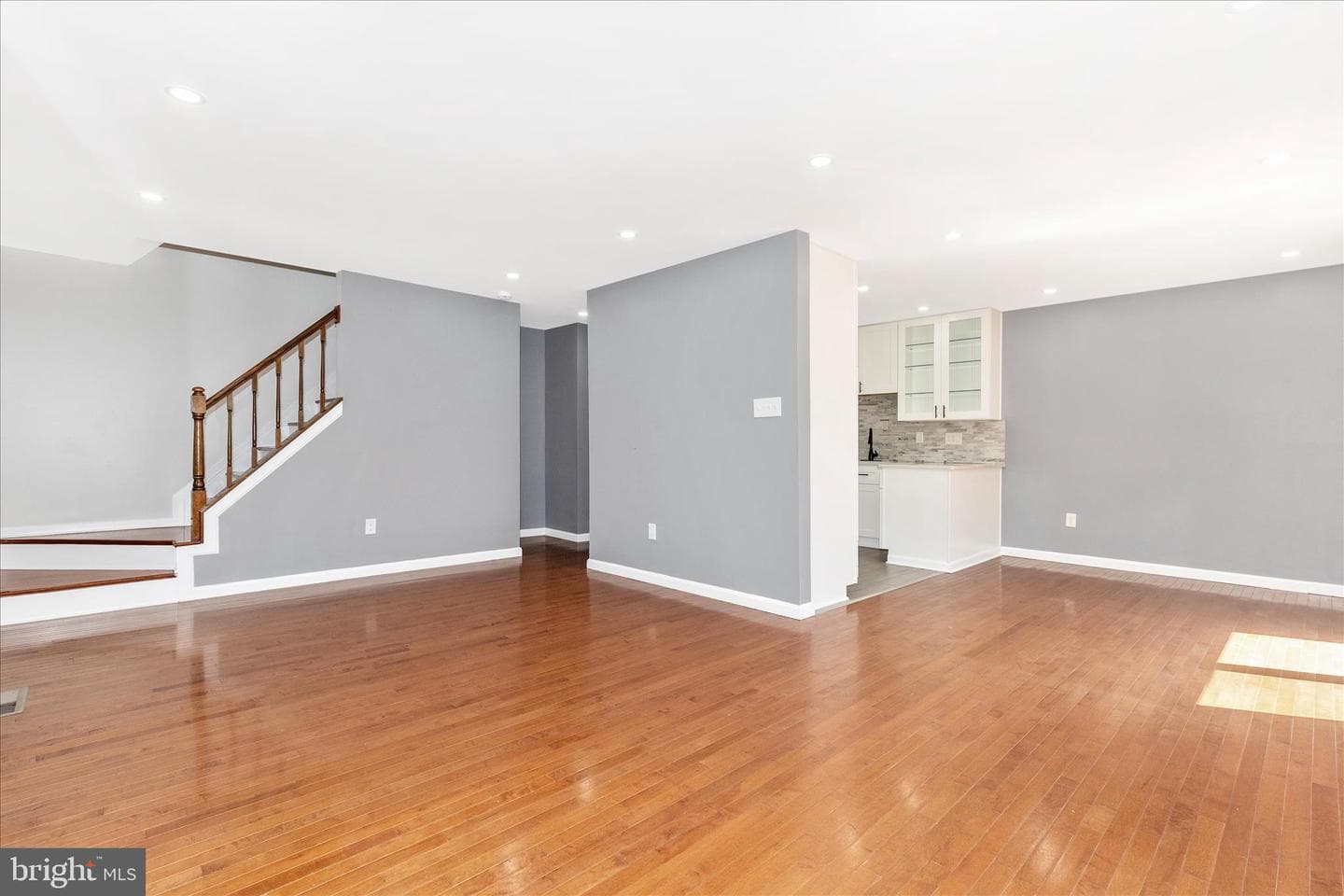 2604 Ashmont Terrace photo 8