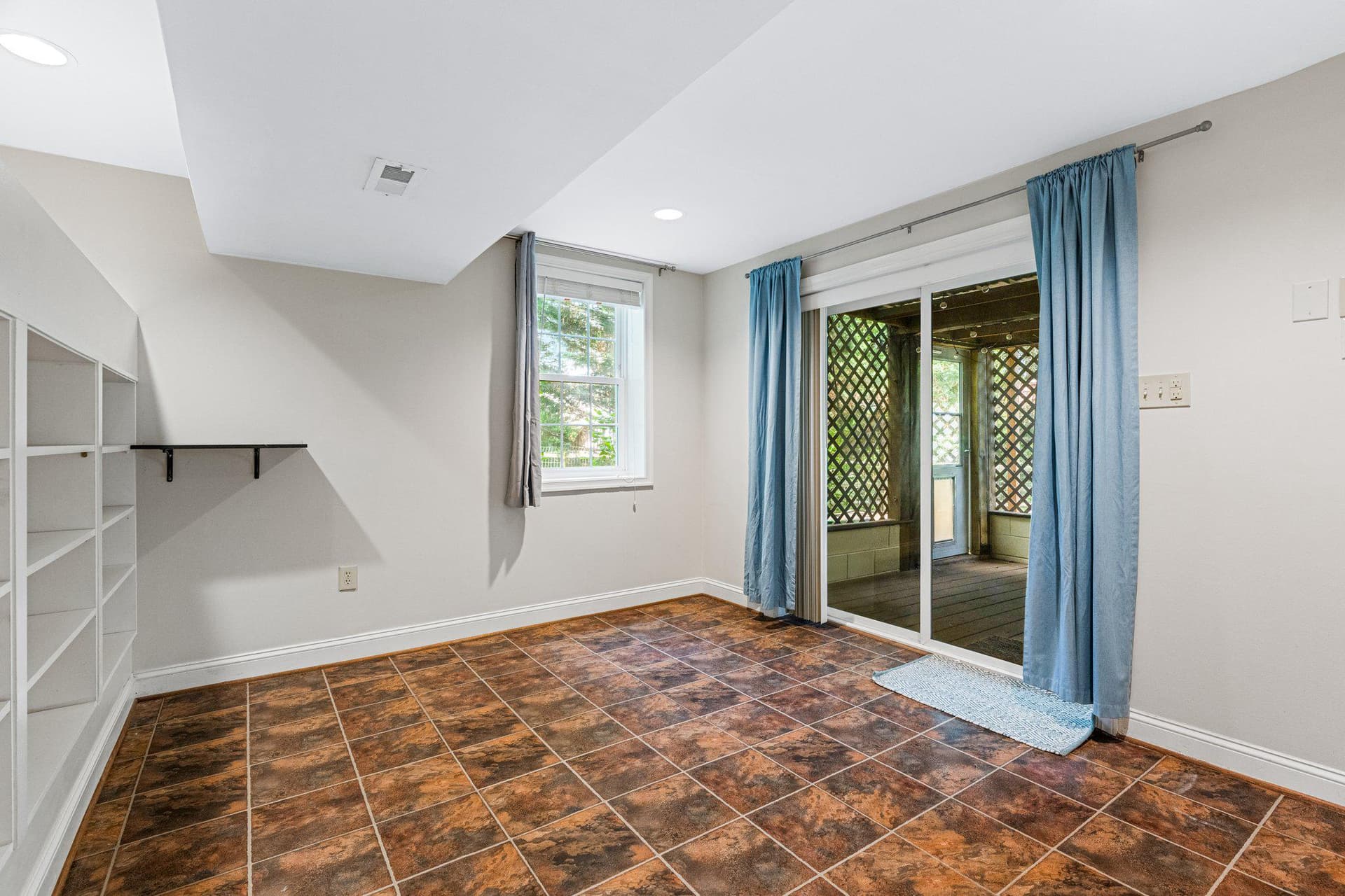 12400 Triple Crown Road photo 32