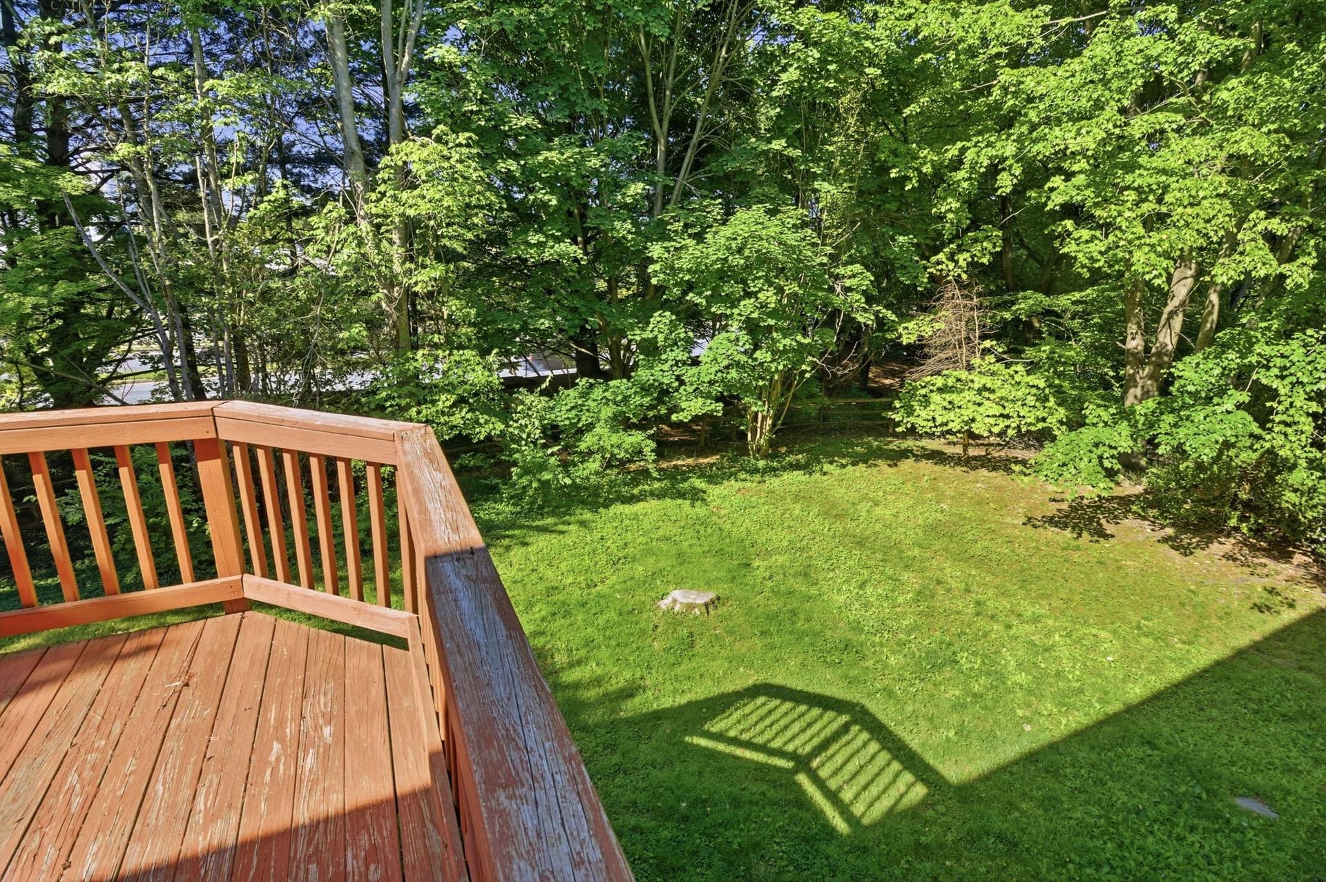 124 Englefield Drive photo 39