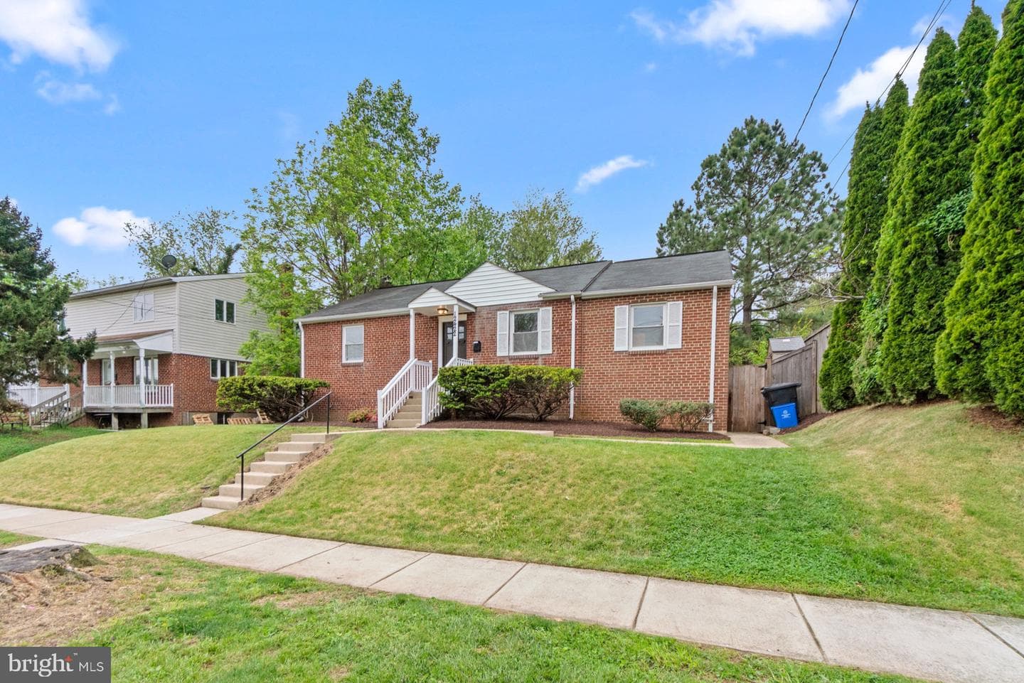 12422 Feldon Street photo 2