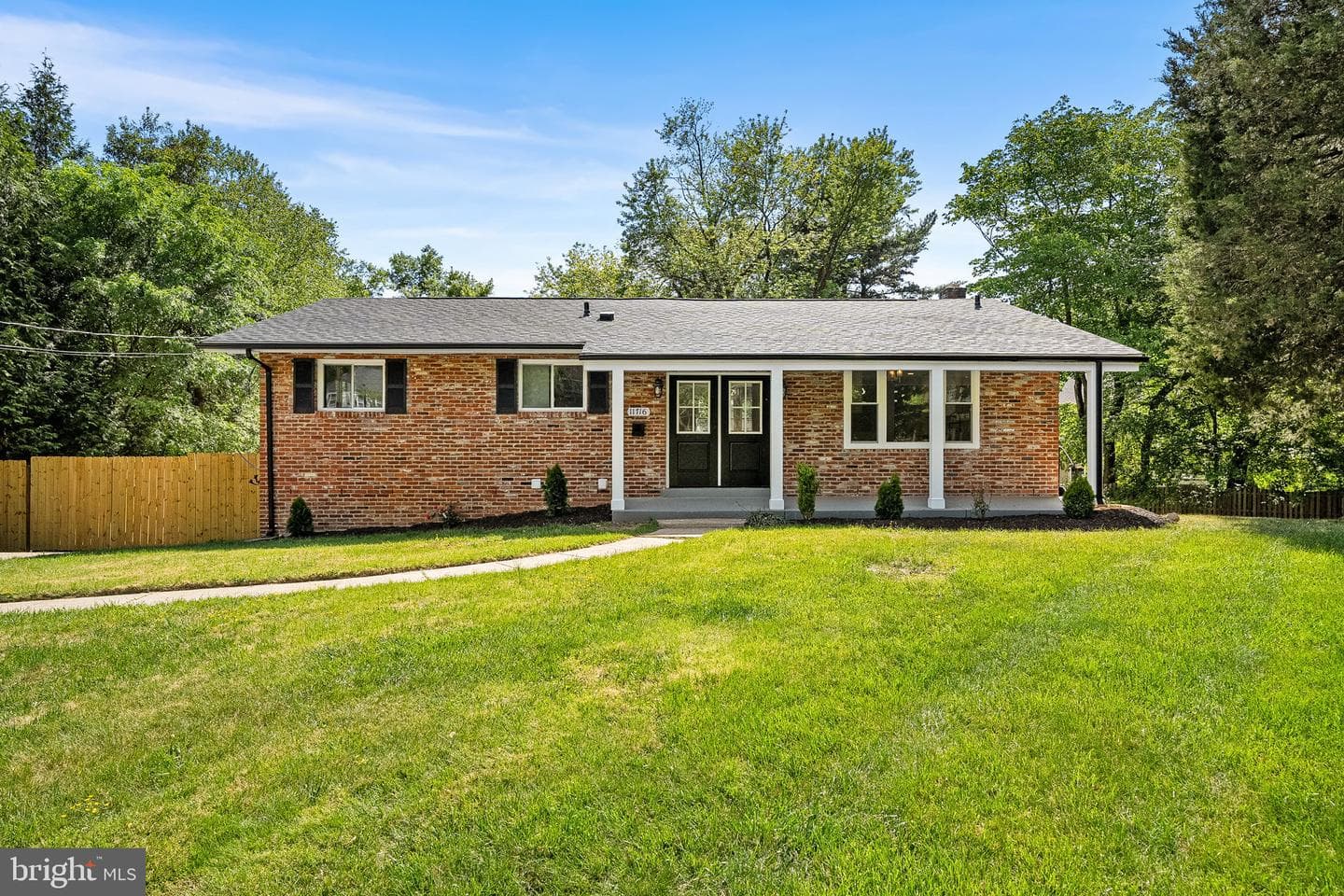 11716 Lovejoy Street photo 2