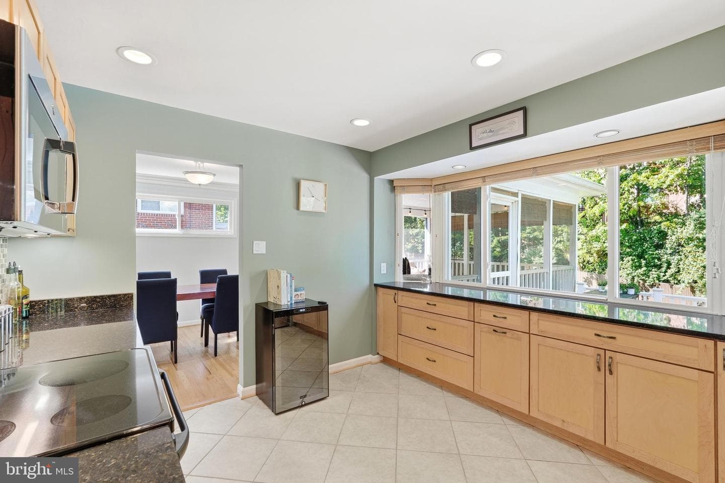 2405 Lillian Drive photo 11