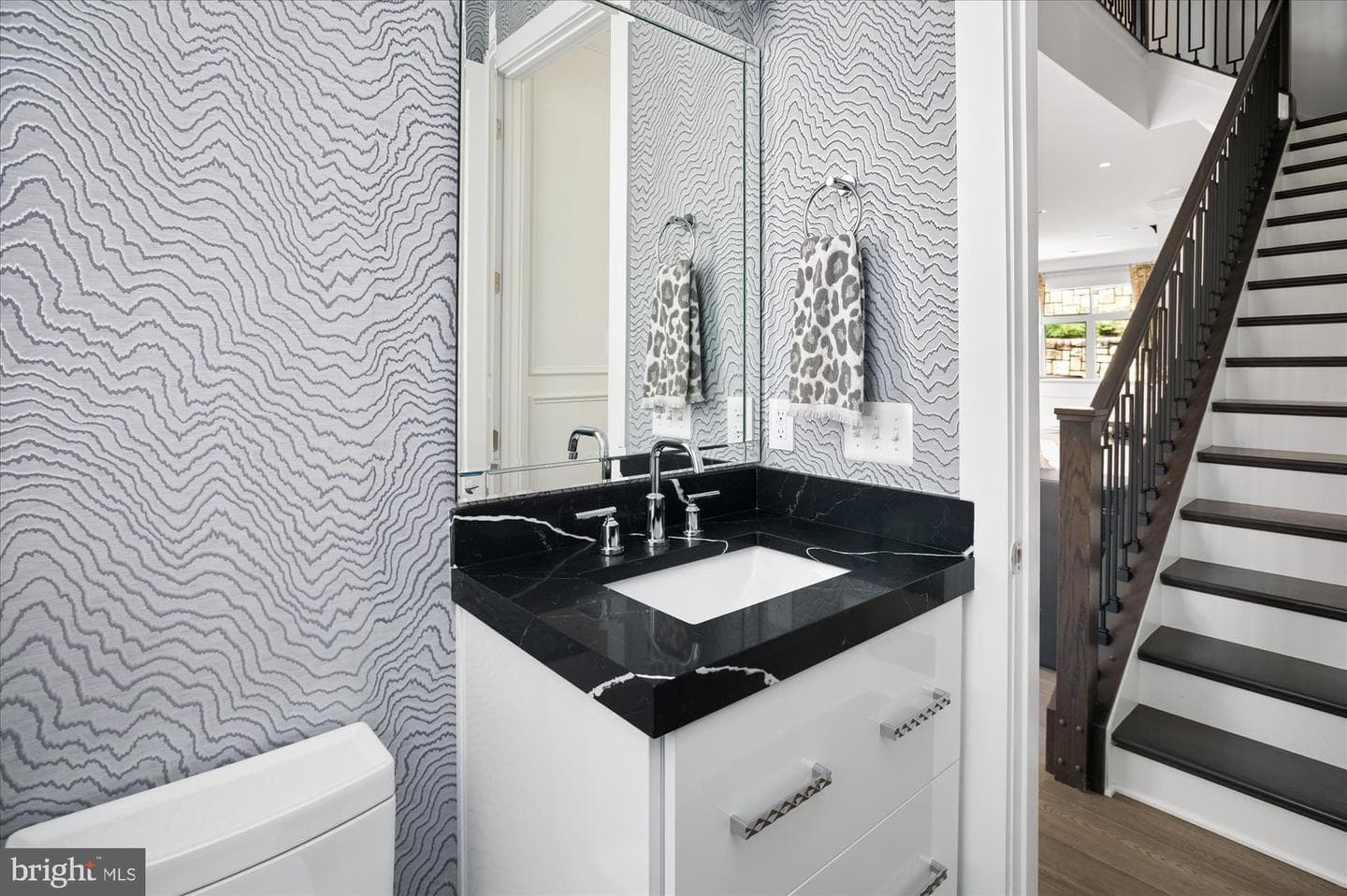 8165 River Road photo 22