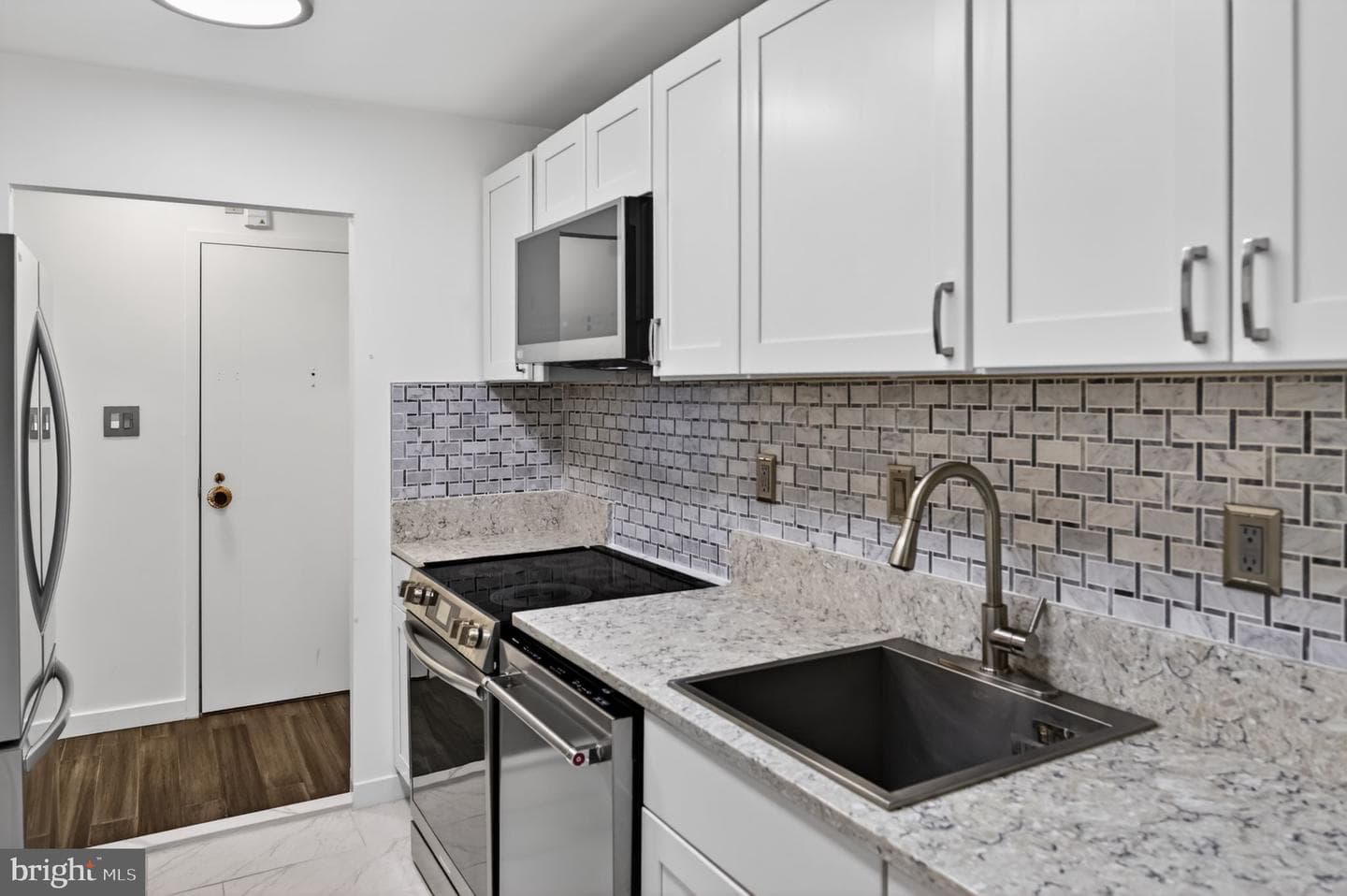 9701 Fields Road #200 photo 19