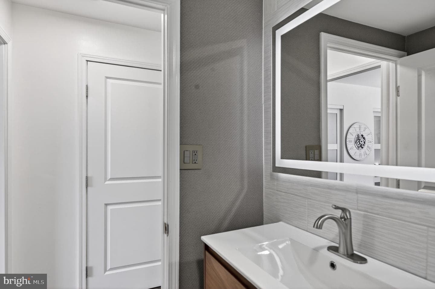 9701 Fields Road #200 photo 23