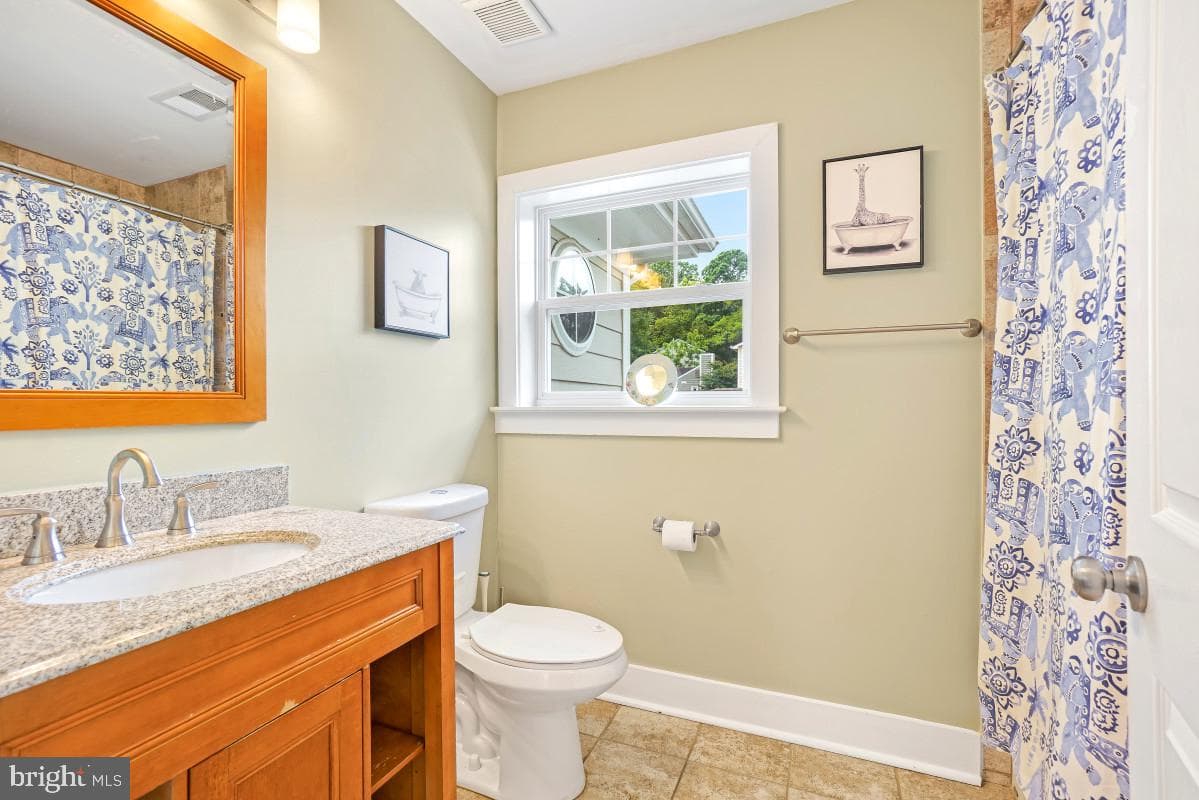 6425 4th Avenue photo 25