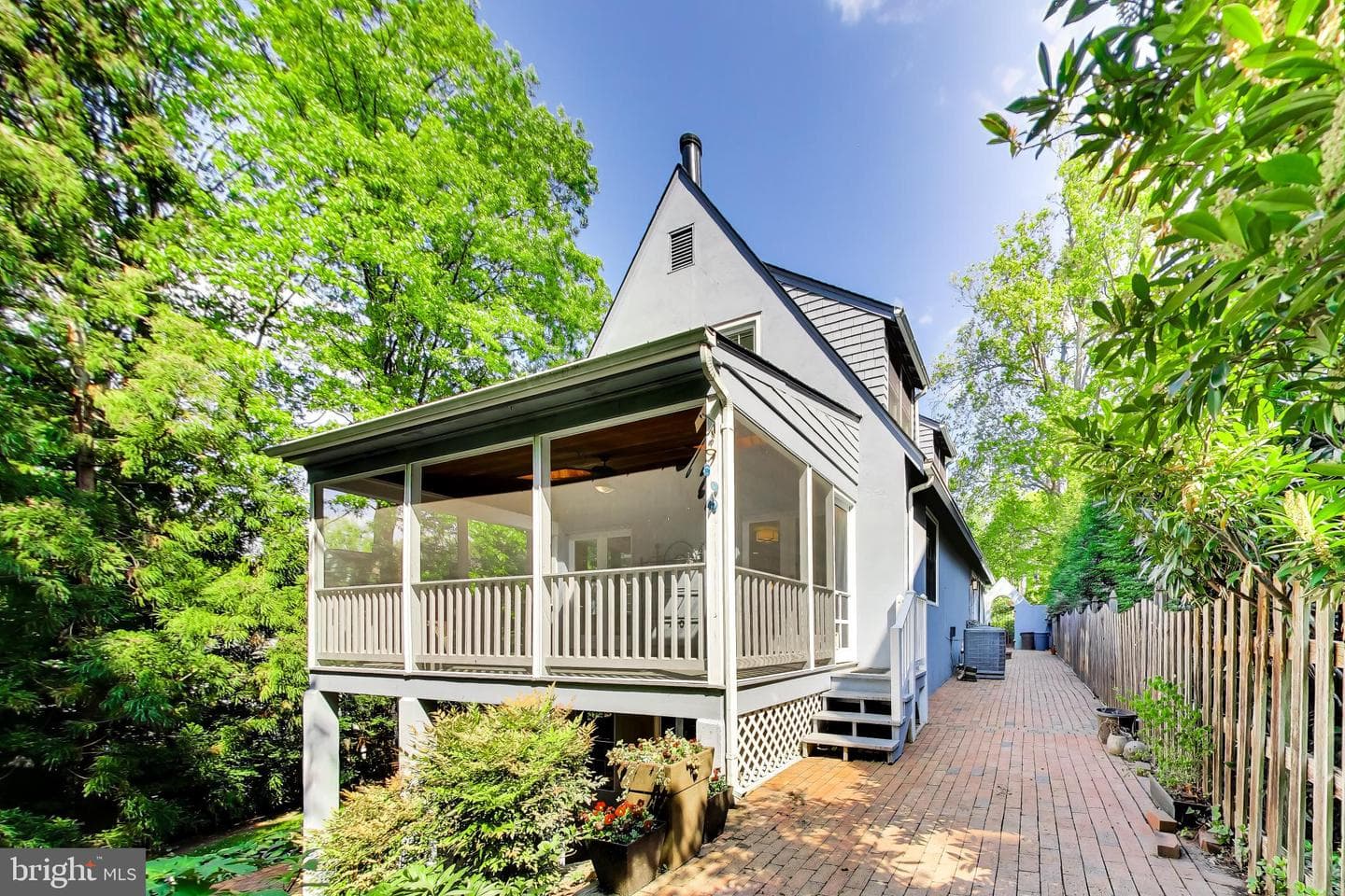 4118 Woodbine Street photo 59