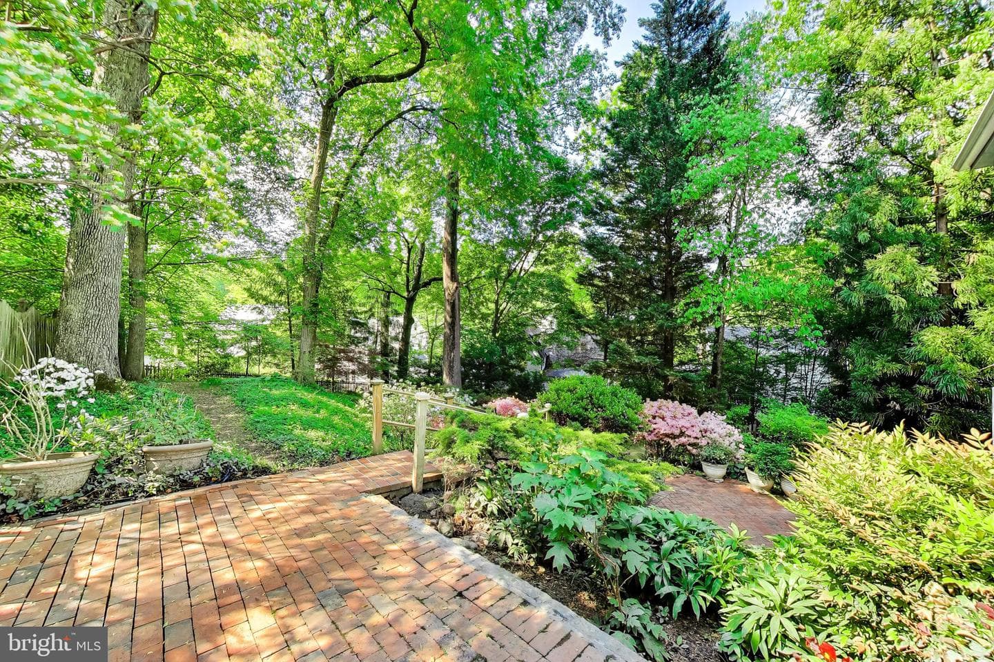 4118 Woodbine Street photo 64