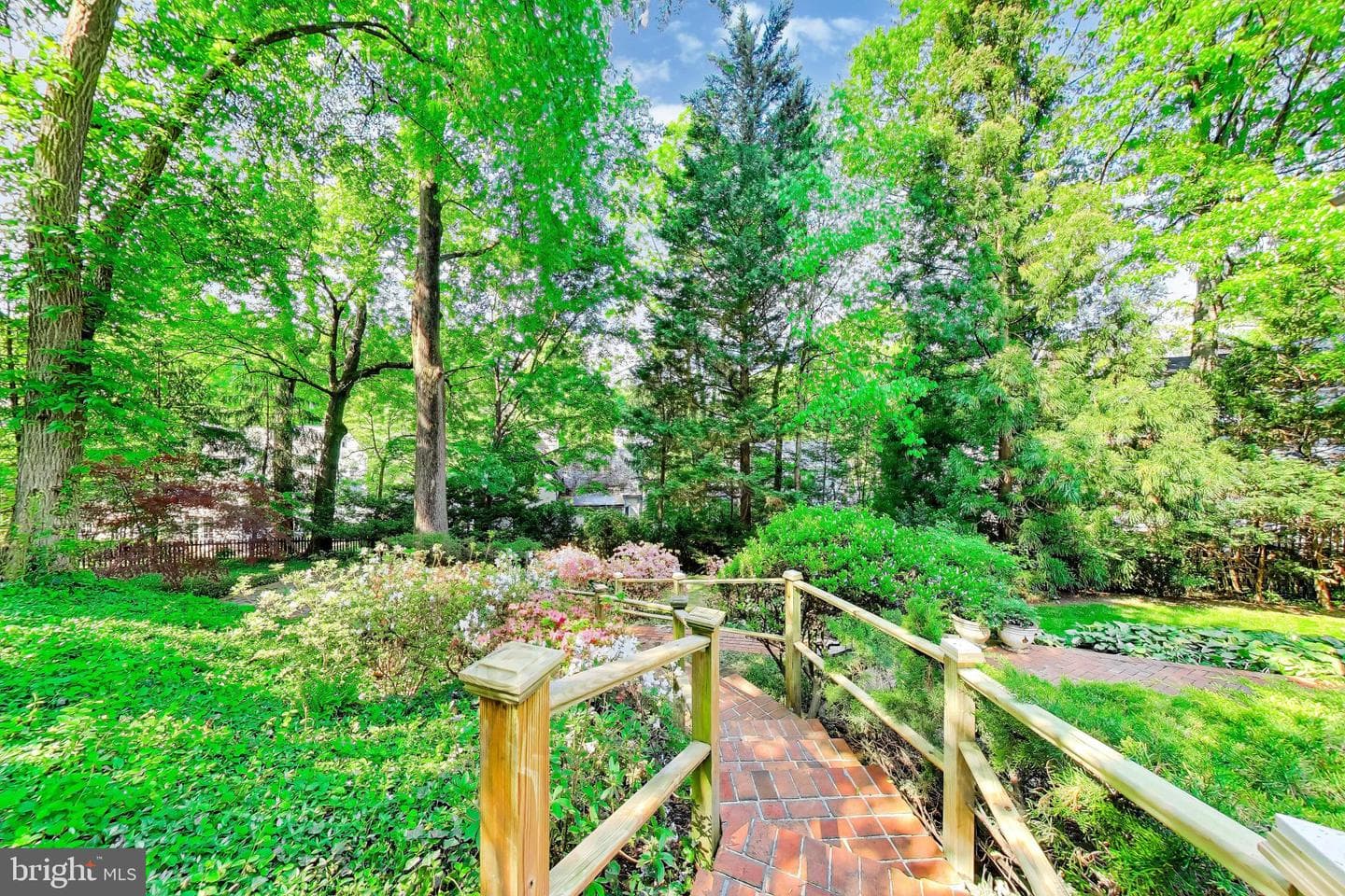 4118 Woodbine Street photo 65