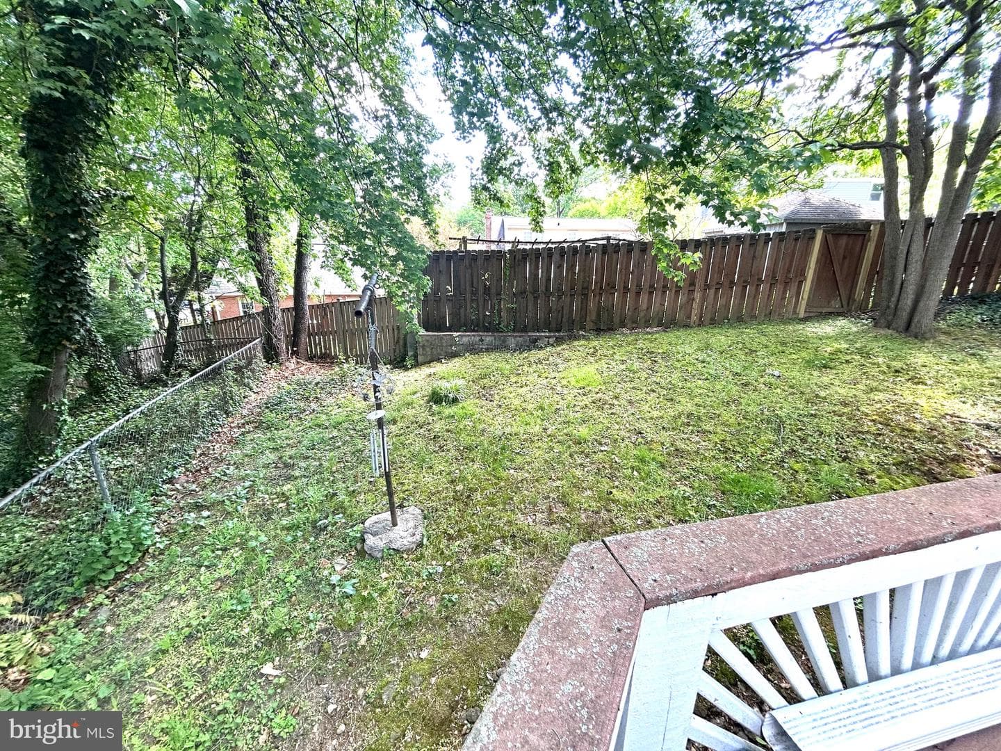 906 Dryden Court photo 7