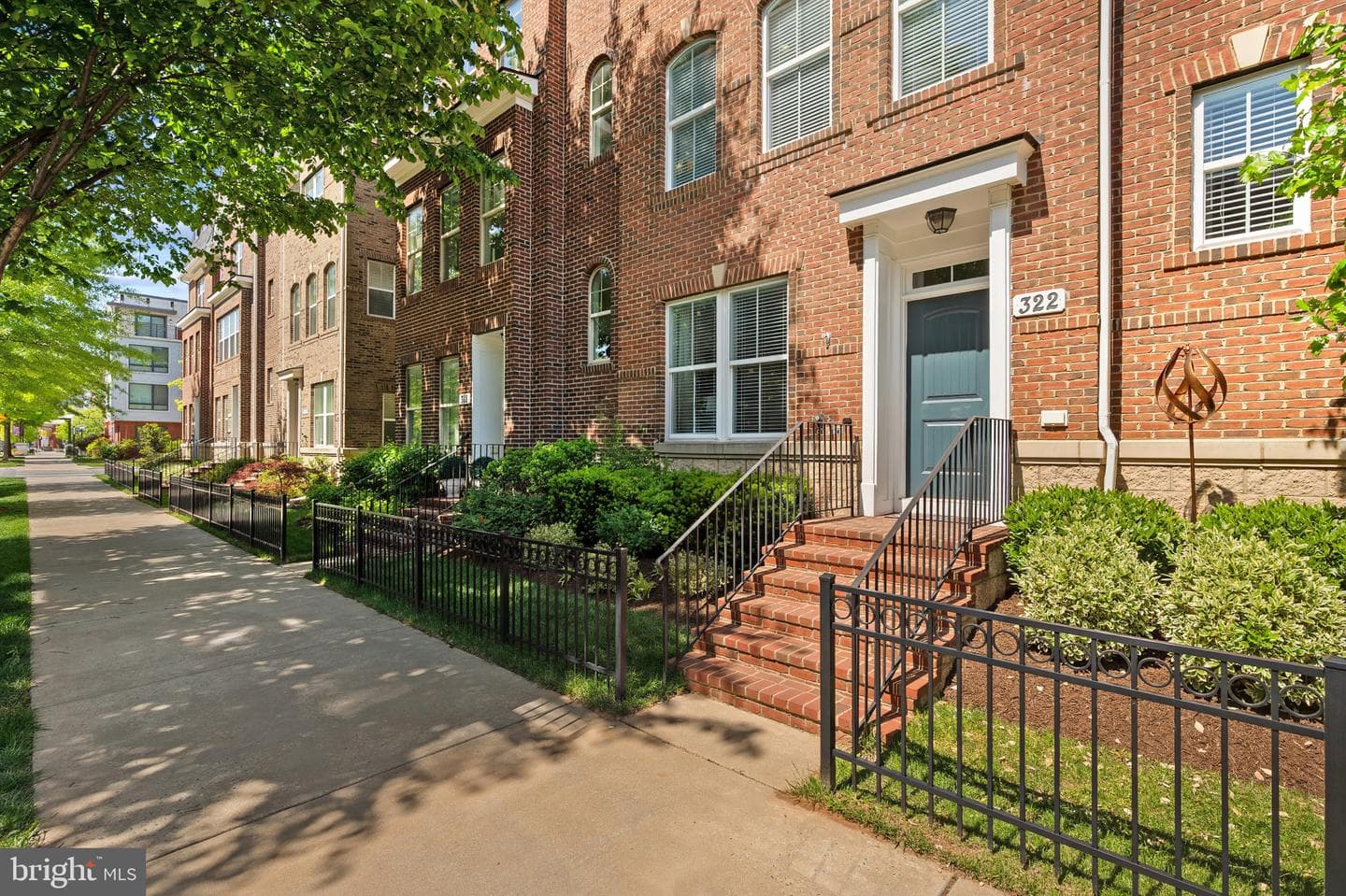 322 Crown Park Avenue photo 2
